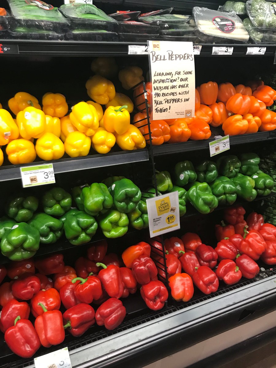 OFreshProduce's tweet photo. Bell peppers spotted at @ThriftyFoods and @WholeFoods stacked neatly in a row! #OutrageouslyFresh https://t.co/WZyuYTcV4N