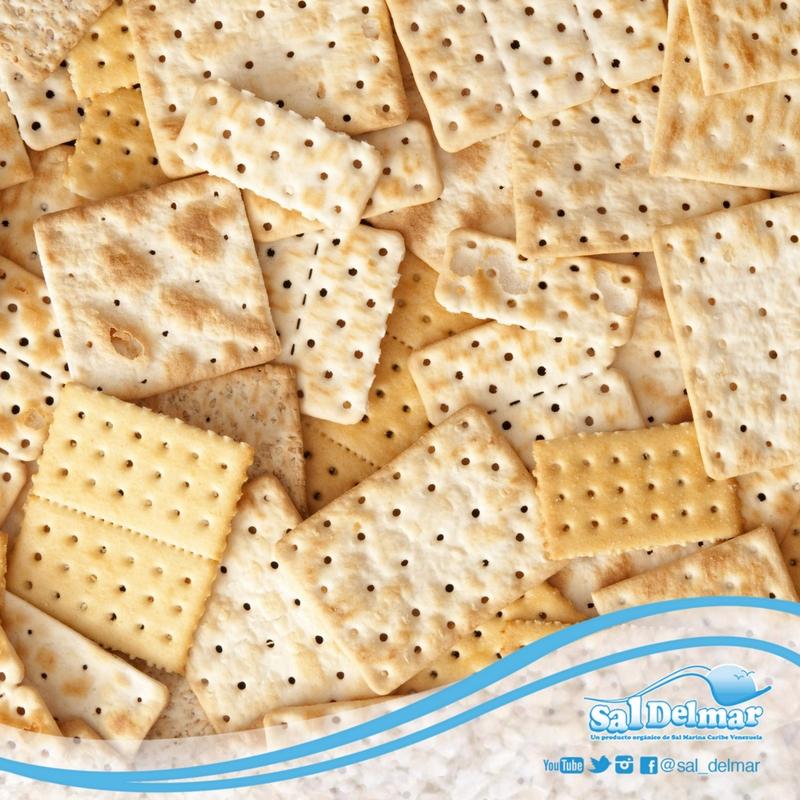 sal_delmar's tweet photo. Los snacks producen sed e invitan a beber líquido. Presta atención a cuántos comes porque pueden tener la mitad de la #sal necesaria al día. https://t.co/txpGte35G6