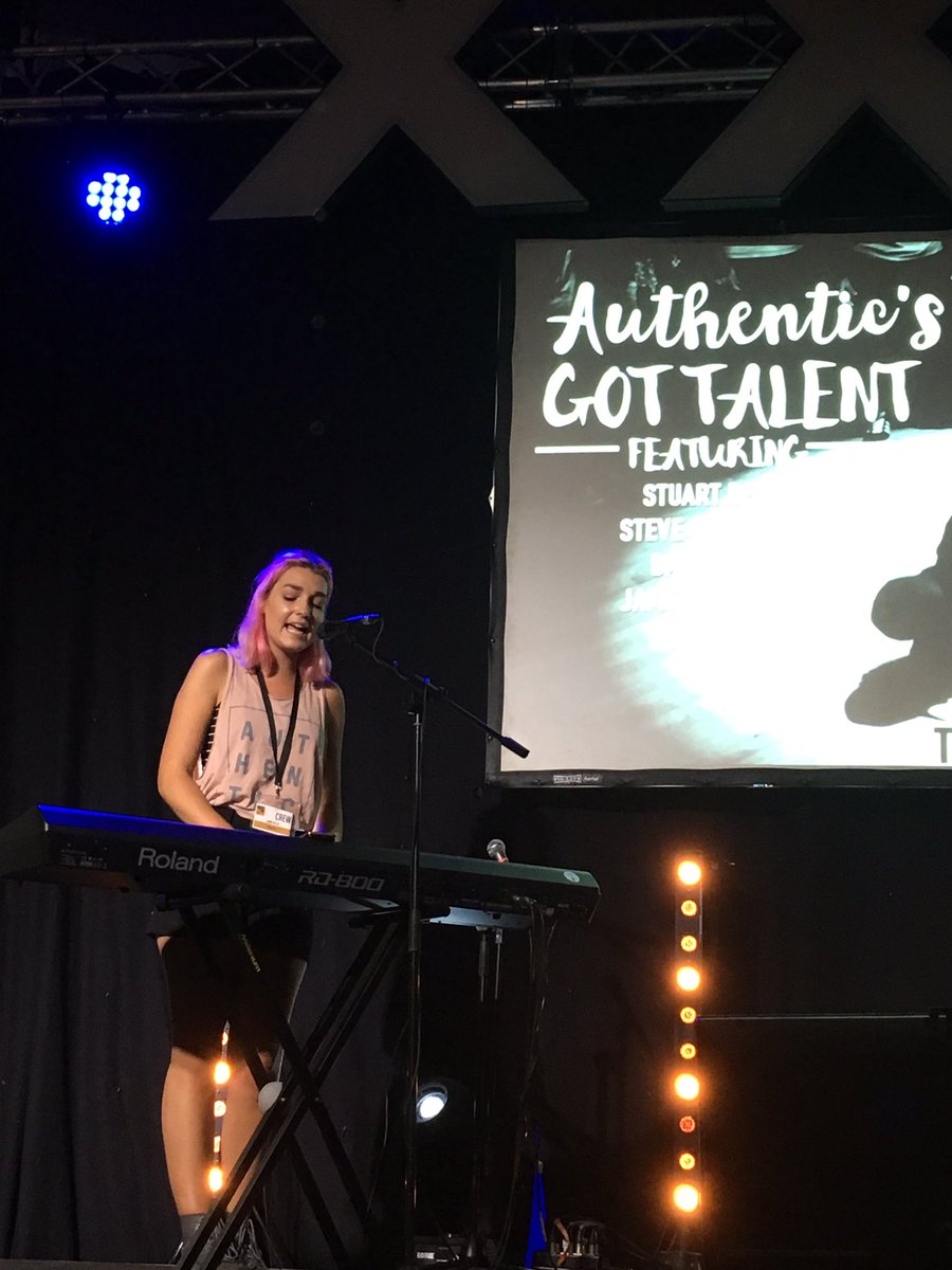 B__Authentic's tweet photo. WHAT AN INCREDIBLE NIGHT•A massive well done&amp;thank you to all! Thanks for joining us!👊🏻✌🏼@1eventuk https://t.co/AgXjHH44qE
