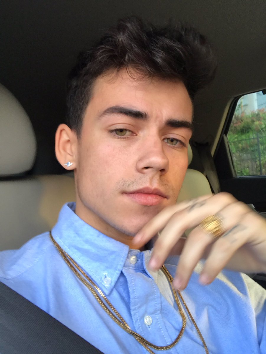 wesleytucker's tweet photo. life is moving so fast https://t.co/dzrNLScI6Z