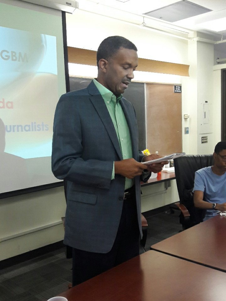TheShaMor's tweet photo. .@UFABJ first general body meeting with former @NABJ President @herbertlowe. #gogators #studentchapteroftheyear @UFJSchool @UF @NABJDigital https://t.co/syXB8S3n6K