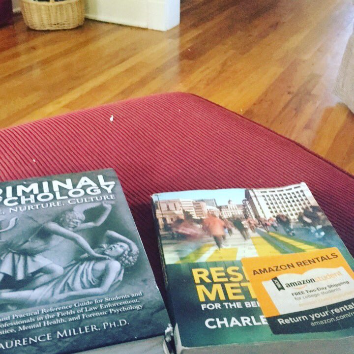 Low7Erin's tweet photo. Ah fall classes, working on my discussion post for my research class...#forensicpsychology #Mastersdegree https://t.co/Ox3wb1xa6H