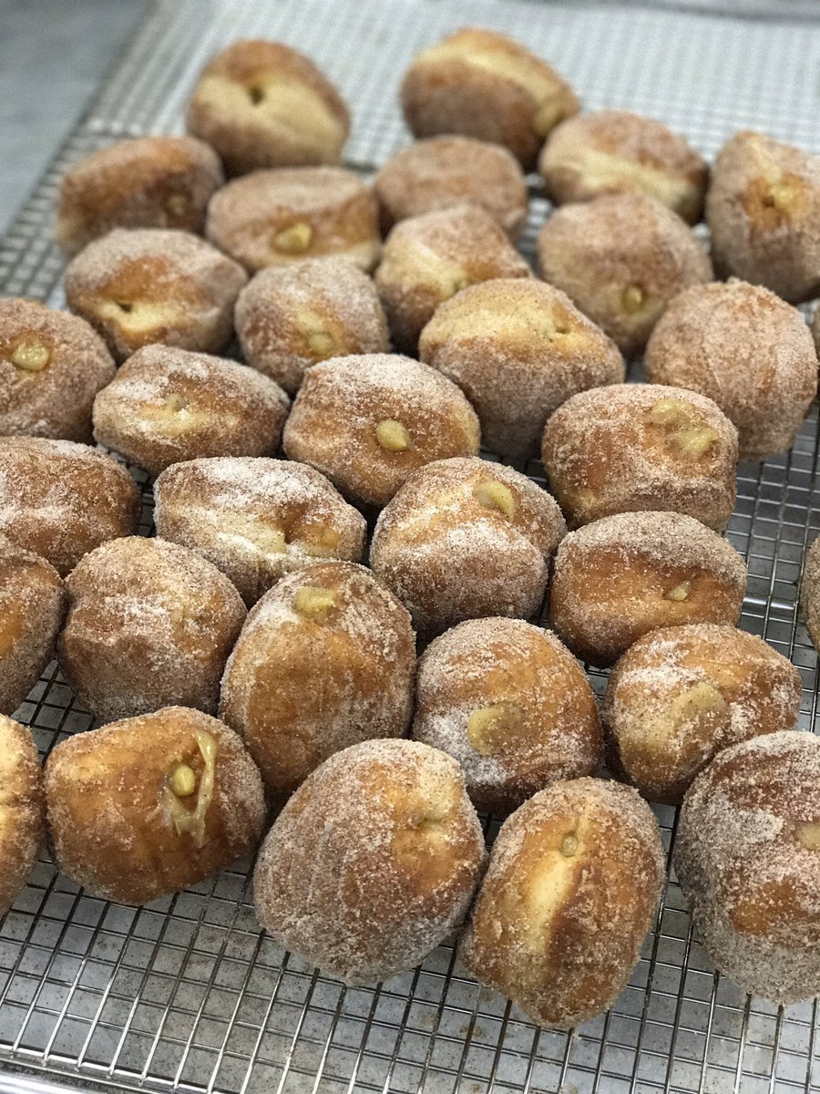DoughSideDonuts's tweet photo. New on the menu..Peanut Butter Custard Filled holes. #DoughSideDonuts https://t.co/SXZKctuVOq