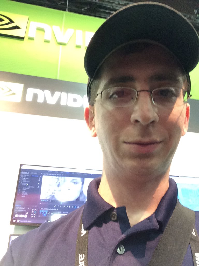 MarqE's tweet photo. Checking out the nVidia Grid migration demo @nvidiavirt #VMworld https://t.co/CMhswoYROU