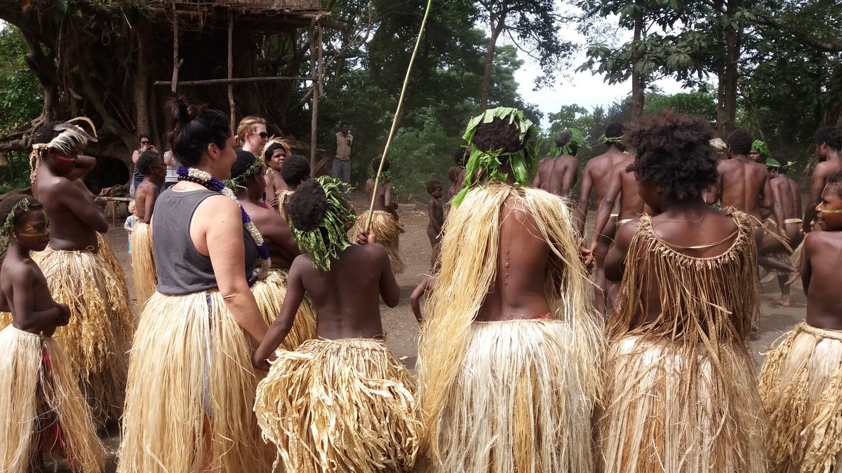 lingbahn80's tweet image. Custom dance performance , YAKEL Tanna #toktok2017