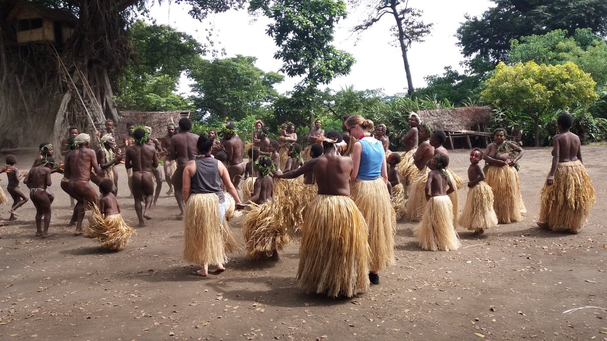 lingbahn80's tweet image. Custom dance performance , YAKEL Tanna #toktok2017