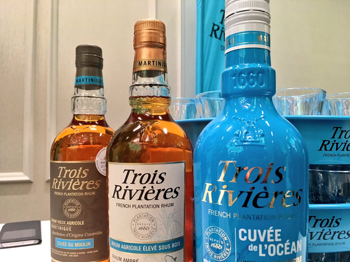 camillecontente's tweet photo. Petite dégustation de rhum @TroisRivieresFR pour le lancement de Martinique Gourmande! #MG2017 w/ @Onsenfood https://t.co/YbBsSlRyWm