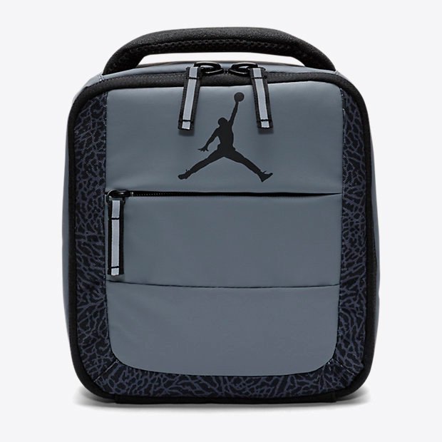 J23app's tweet photo. Jordan Lunch Totes on Nike

Cool Grey -> https://t.co/L4IWFfTgH7

Gym Red -> https://t.co/rEFmljke4b https://t.co/AgspdYEUxW