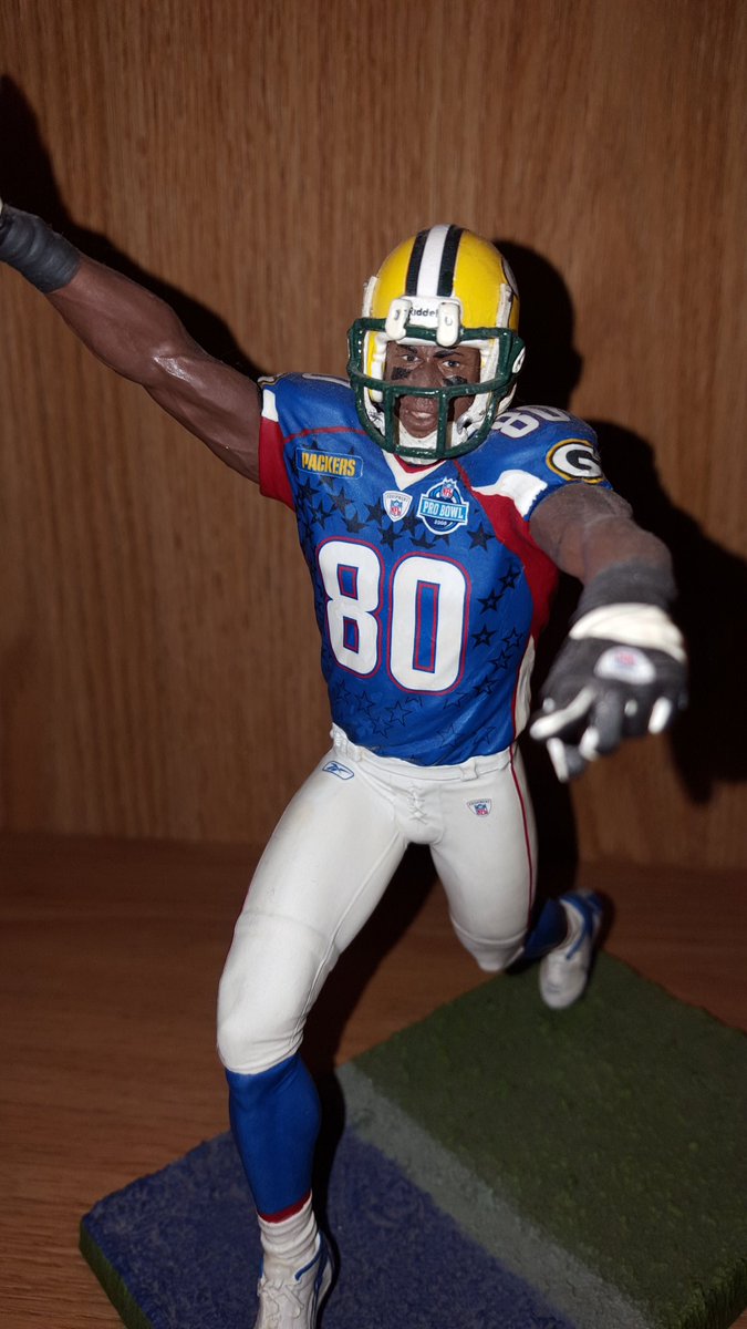 Fleathepackman's tweet photo. @Donald_Driver80 this one took about 10 hours to make, tons of detail of my favorite packer of all time https://t.co/ZXisQXXBXR