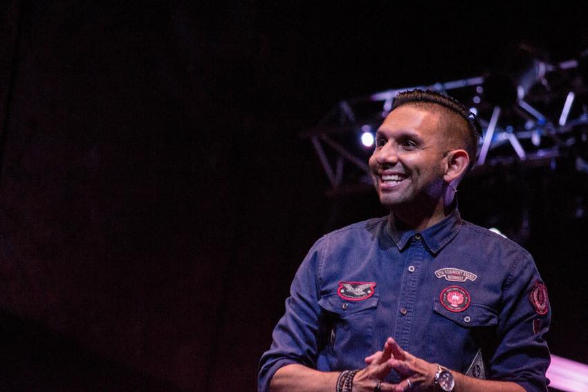 delta903fm's tweet photo. #TonightTonight Nos visita @chrisAmendez de @HillsongBsAs, la iglesia Millenial. 
📻 Poné FM 90.3 https://t.co/VB2DGfddVN