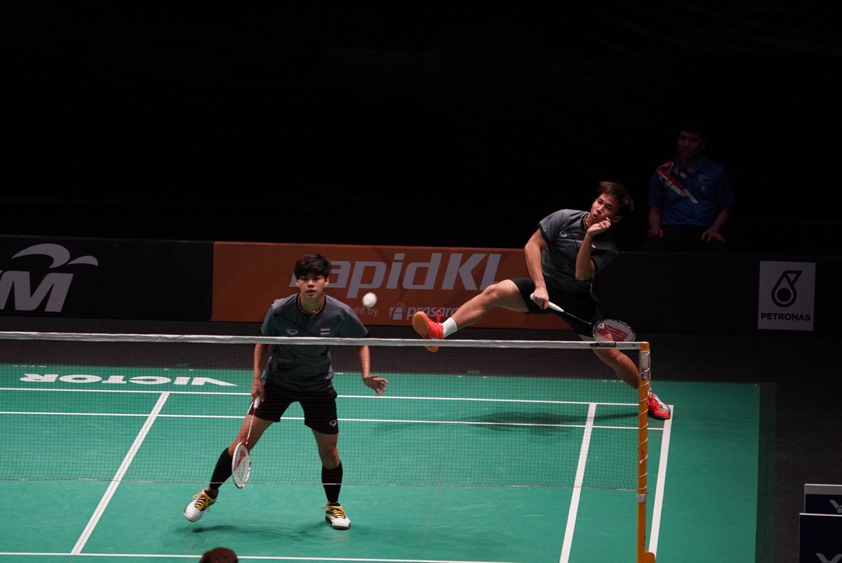 iamgunz's tweet photo. เดชาพล-ทรัพย์สิรี ทุบเจ้าภาพสุดมัน 21-15 , 22-20 ซิวแชมป์ #ซีเกมส์2017 และเป็นการคว้าแชมป์ประเภทคู่ผสมครั้งแรกในรอบ 14 ปีของไทย https://t.co/AeMr3x6oOA