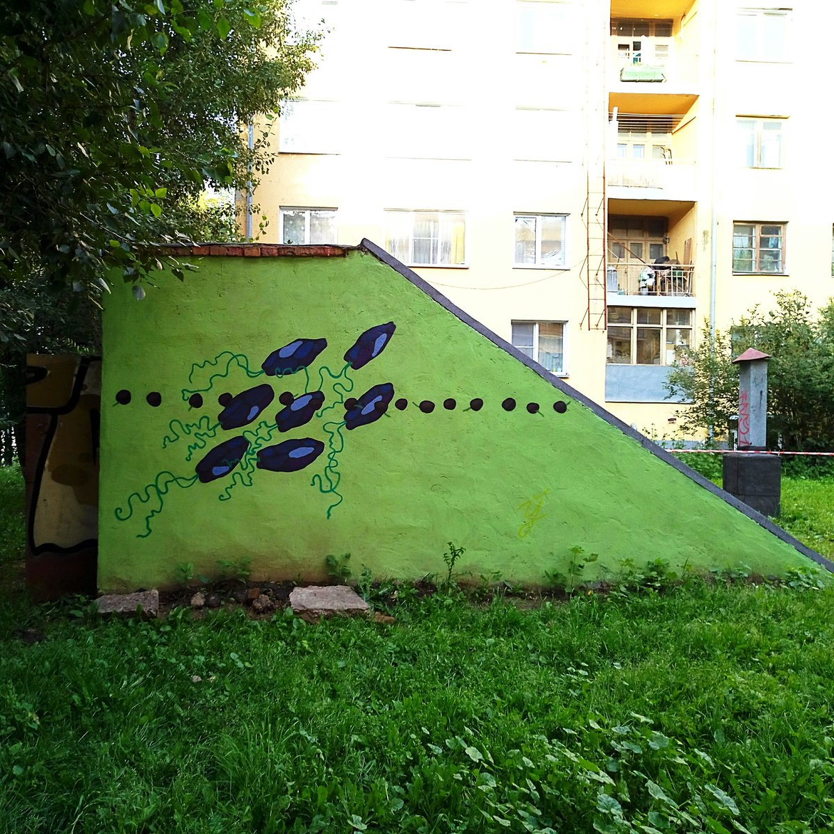 streetartsib's tweet photo. Начинаем небольшой марафон с #окрашенофест 
Эти будочки между Державина 6 и 8

#streetartsib #okrashenofest #color #summer #fruits #graffiti https://t.co/ONYSp97SqQ