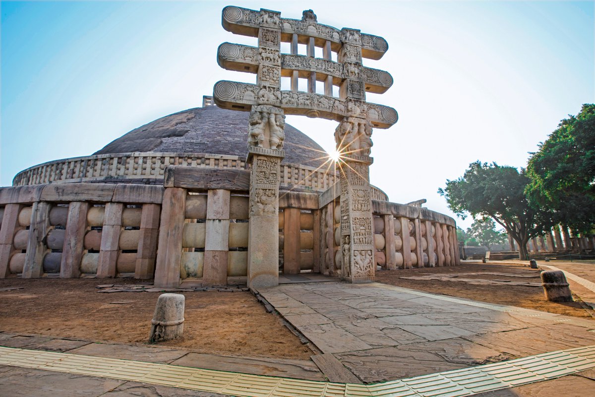 MPIntltourism's tweet photo. #new200Rsnote #Sanchi #Buddhistrelic #sanchistupa #MP #MadhyaPradesh #VisitMP #incredibleindia #pilgrimage #buddhism #buddhistheritage https://t.co/E1n9XPfSQW