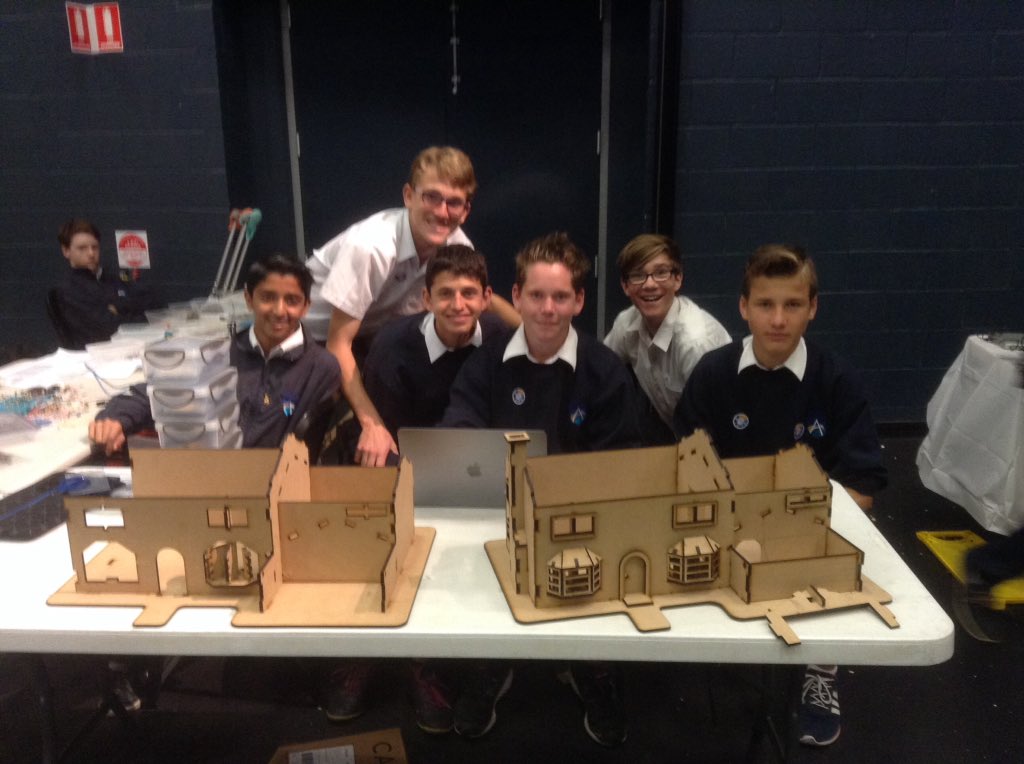 ScAshdale's tweet photo. #AshdaleSTEM Simpsons house https://t.co/UIcfskRS57