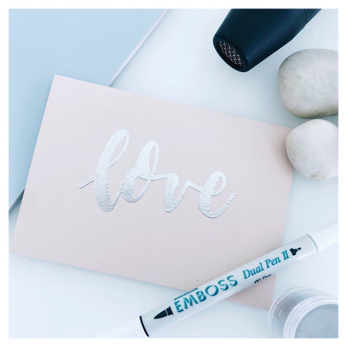 fabletters_ch's tweet photo. L O V E
#handlettering #embossing #calligraphy #brushlettering #cards #flatlay https://t.co/I7R4BGI8lv