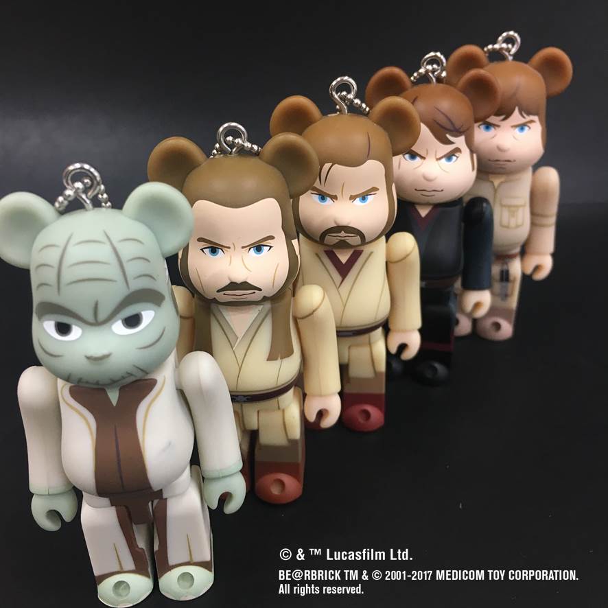 HappyKuji's tweet photo. 【更新のお知らせ】Happyくじ「STAR WARS™ BE@RBRICK」商品一覧と店舗検索ページを更新！8月31日から順次発売！ ※発売日は店舗により異なります。ご了承ください。  https://t.co/O0cyAqf19K https://t.co/ZkP3mJWCxx