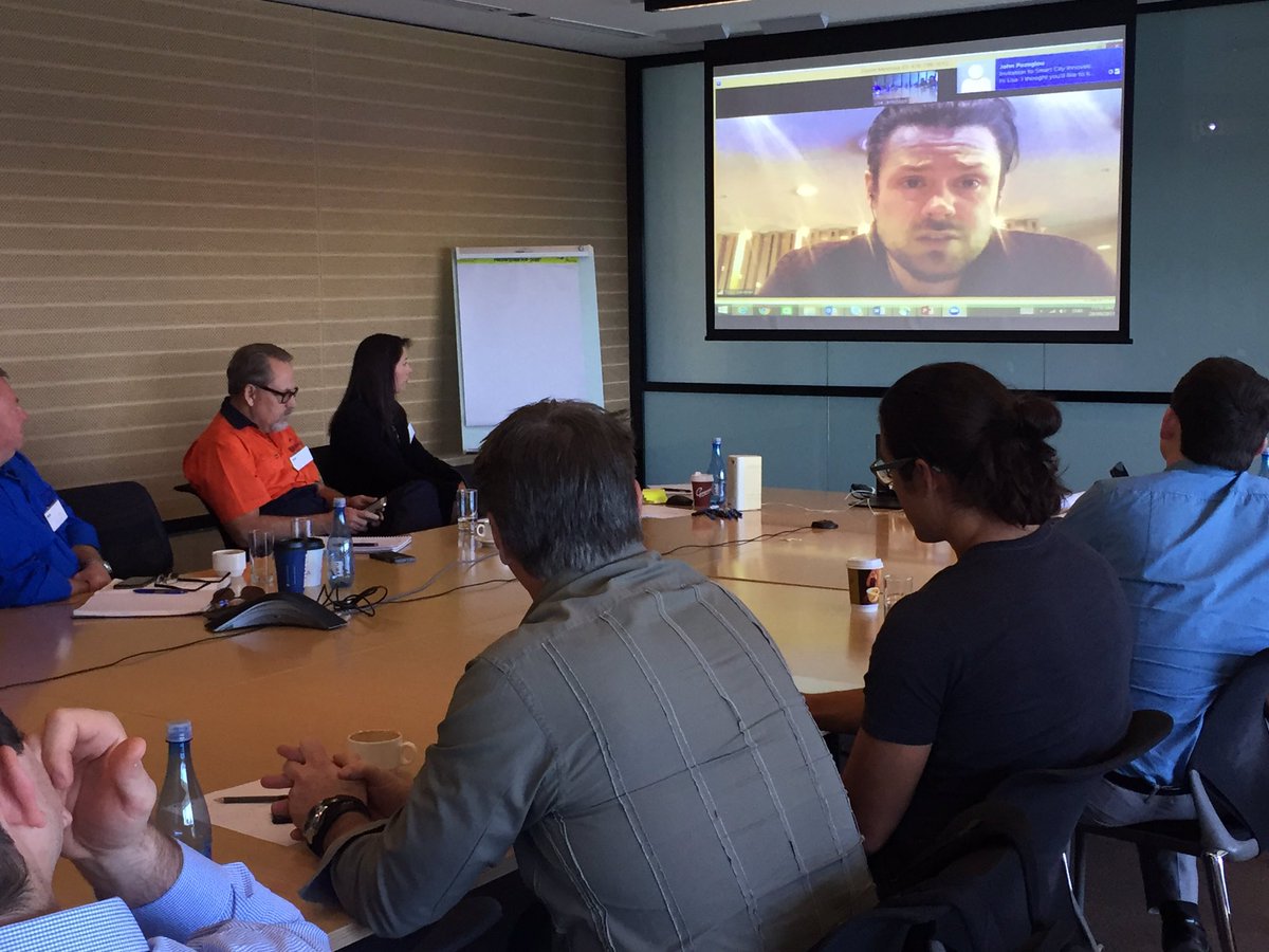 Big thanks to <a href="/tobymgardner/">t0by.eth</a> of @finchapp_ for joining today's kickoff session when <a href="/c00v/">Gary Coover</a> suddenly became a father! #METSaccelerator