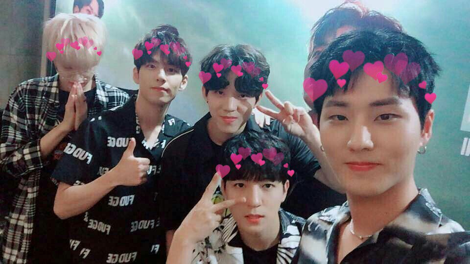 day6withhearts's tweet photo. jae is me. https://t.co/JiVYZWu4p3
