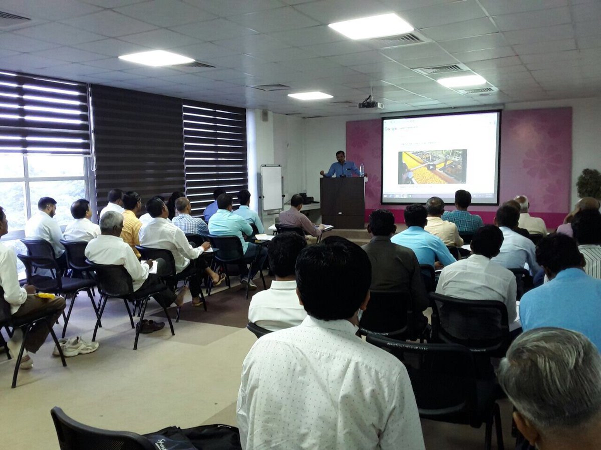 APG_Learning's tweet image. New batch of maize processing course started at#SILC
#maizeprocessing