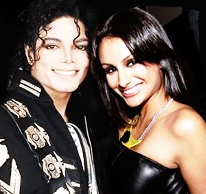 MoonwalkerLoyal's tweet image. Me and my idol @BadHumanNature 💕