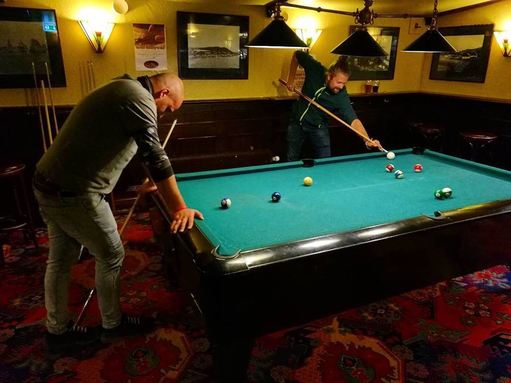 uncommonstories's tweet photo. La serata del perdere a partita vinta 🎱
#giroalfreddo #uncommonbiliardo https://t.co/QmtyK1a1y8