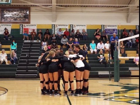 LauraAnn_eb's tweet photo. Varsity sweeps Jordan! Join us tomorrow for our first home conference match verses Chapel Hill @ 6:30! #ProtectThePack 🐺🏐 https://t.co/LKRXYAtOeG