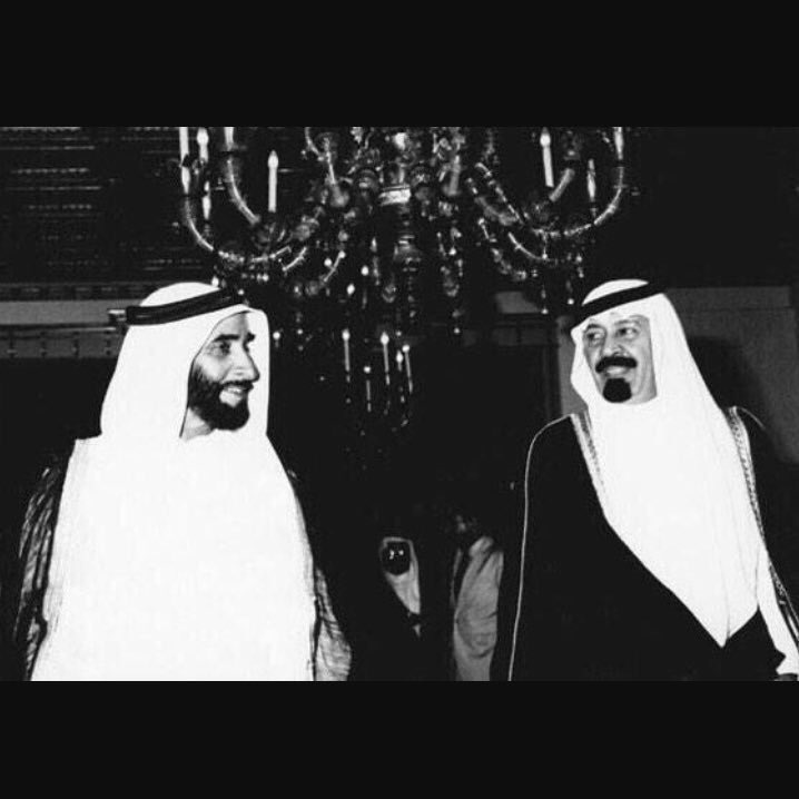 ab7d73's tweet photo. #مليون_تغريده_وفاء_للشيخ_زايد
 #مليون_تغريده_وفاء_للملك_عبدالله
يارب اجعهم بالجنه مثل ما جمعتهم بالدنيا
@RoYaLxDeViL 
@Althurayya123 
🇦��🇸🇦 https://t.co/m7EvP3iClm