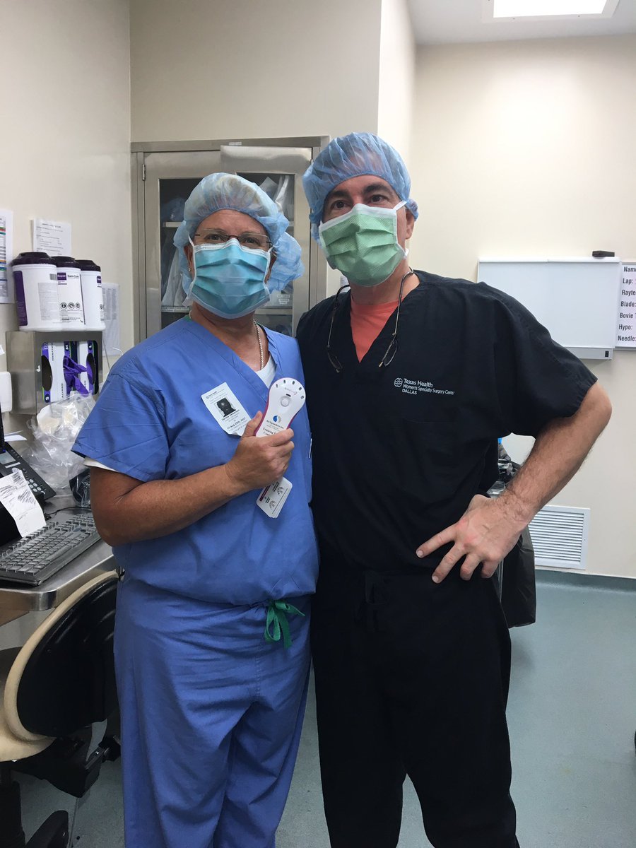 DickersonInVas's tweet photo. Dr. Anigian at Presby Dallas is modernizing breast reconstruction with #Aeroform Tissue Expander System #AirXpanders #needlefree https://t.co/6aSs1u7umm