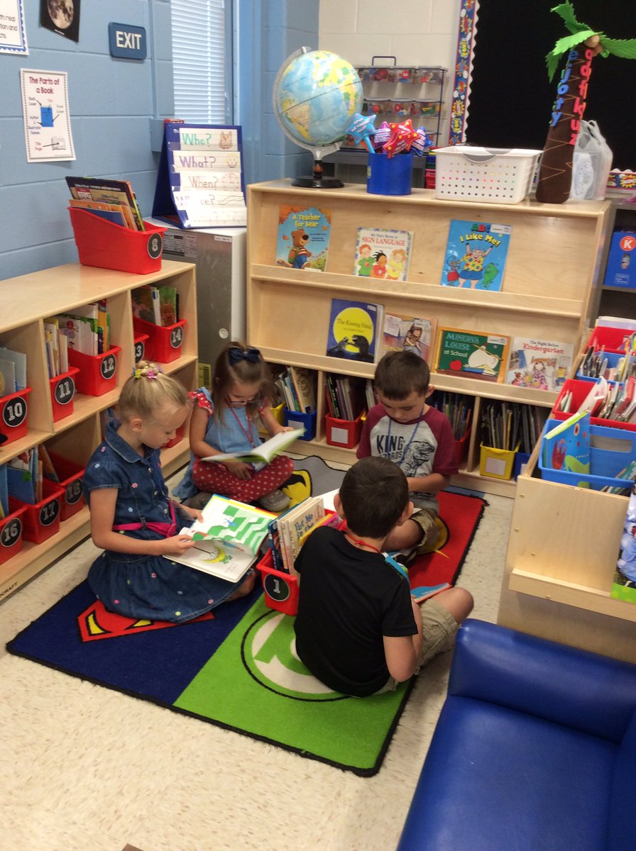 VickiSparkman's tweet photo. We are ready to learn! We are working on our reading workshop! Our teacher said we did a great job! https://t.co/hzNL6cXM9M