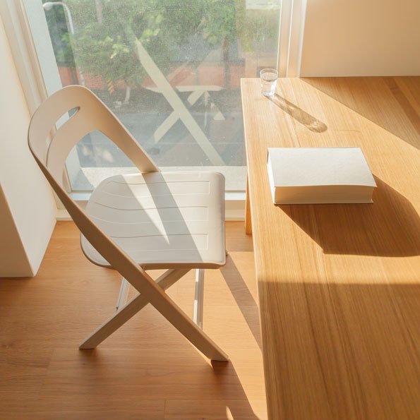 FineseatAus's tweet photo. More shots of our latest addition to our Visitor Seating range - the Novi Plastic Folding Chair.
#fineseat #visitorseating https://t.co/2UjSEDxdBS