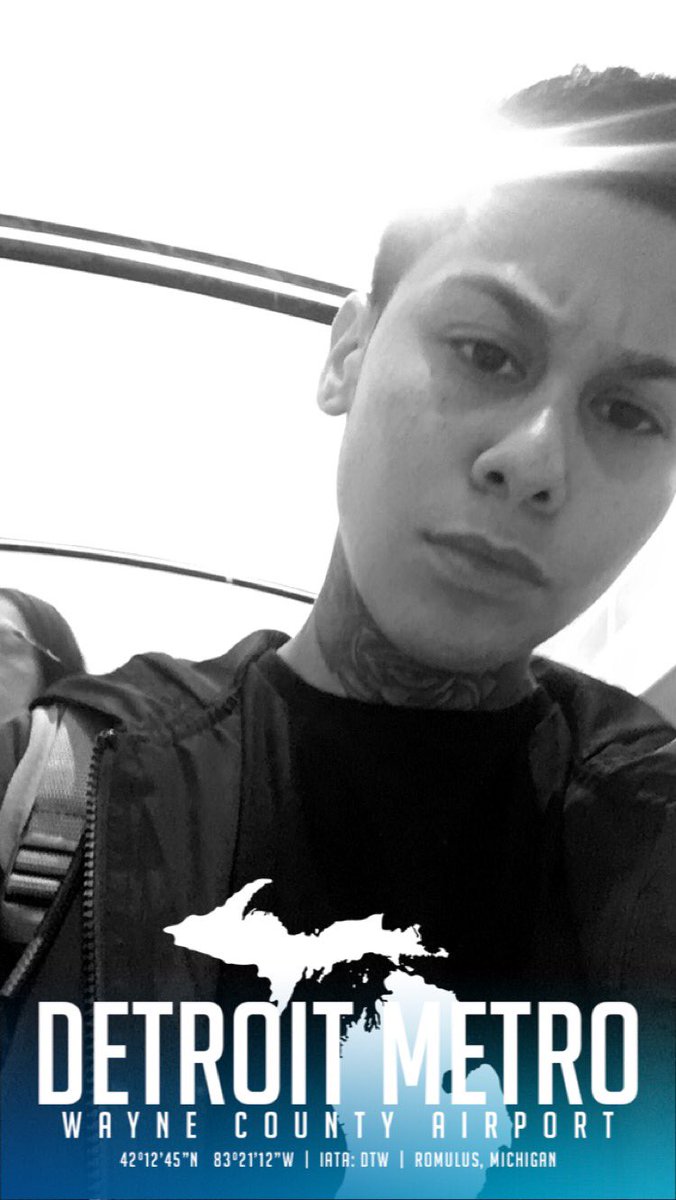 MASFONOS732's tweet photo. Oh yeah I'm out again ✈️ https://t.co/jM5W8UlWAg