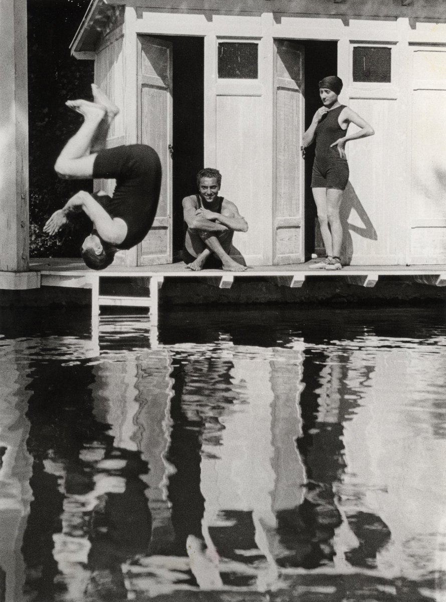 franckaltmeyer's tweet photo. Un peu de fraîcheur 
#Lartigue 1913 https://t.co/8zqokNeB9K
