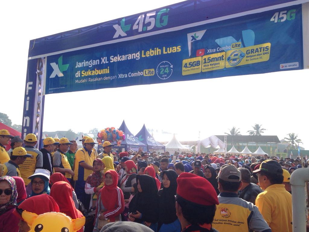 Fun walk kali ini selain HUT Koperasi Sukabumi, sekaligus menikmati Jaringan XL4GLTE lhooo
#XL4GLTESukabumi