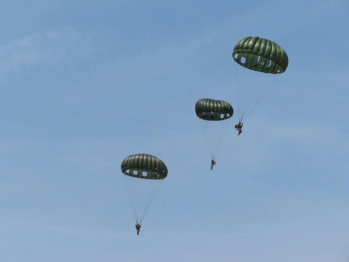 Liberty Jump Team (LibertyJumpTeam) Twitter