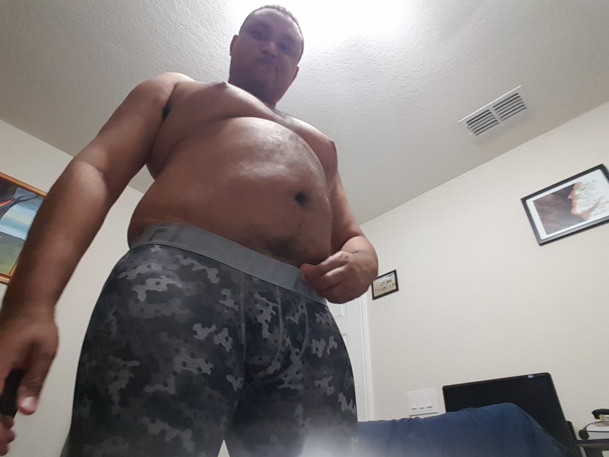 PupBeejay's tweet photo. Gear time! #fortroff #badpics https://t.co/SHlSqMj0mQ