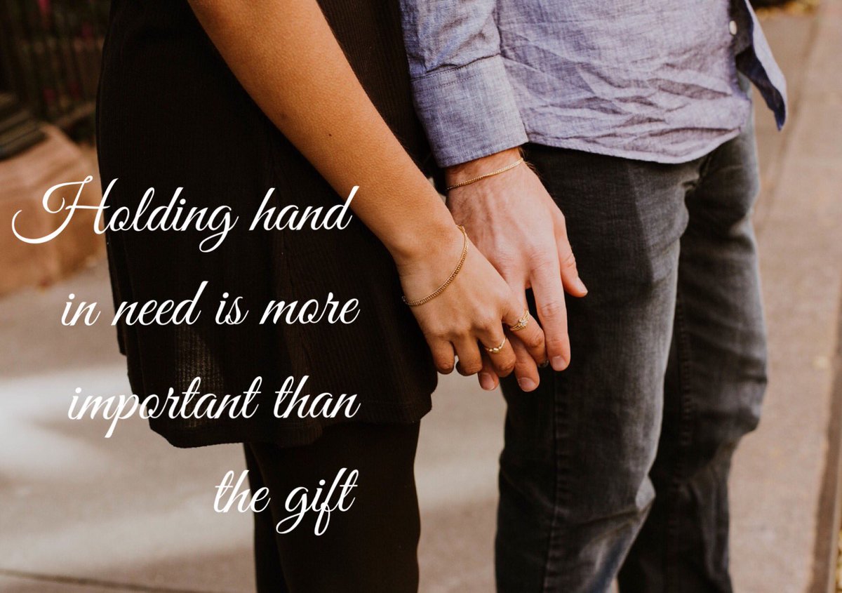 BhartiNaik_'s tweet photo. #TipTuesday
Holding hands when in need is more important than the expensive gifts
#BhartiNaik #RelationshipCode #CoupleRelation #Relation https://t.co/GbnQ5dgJCa