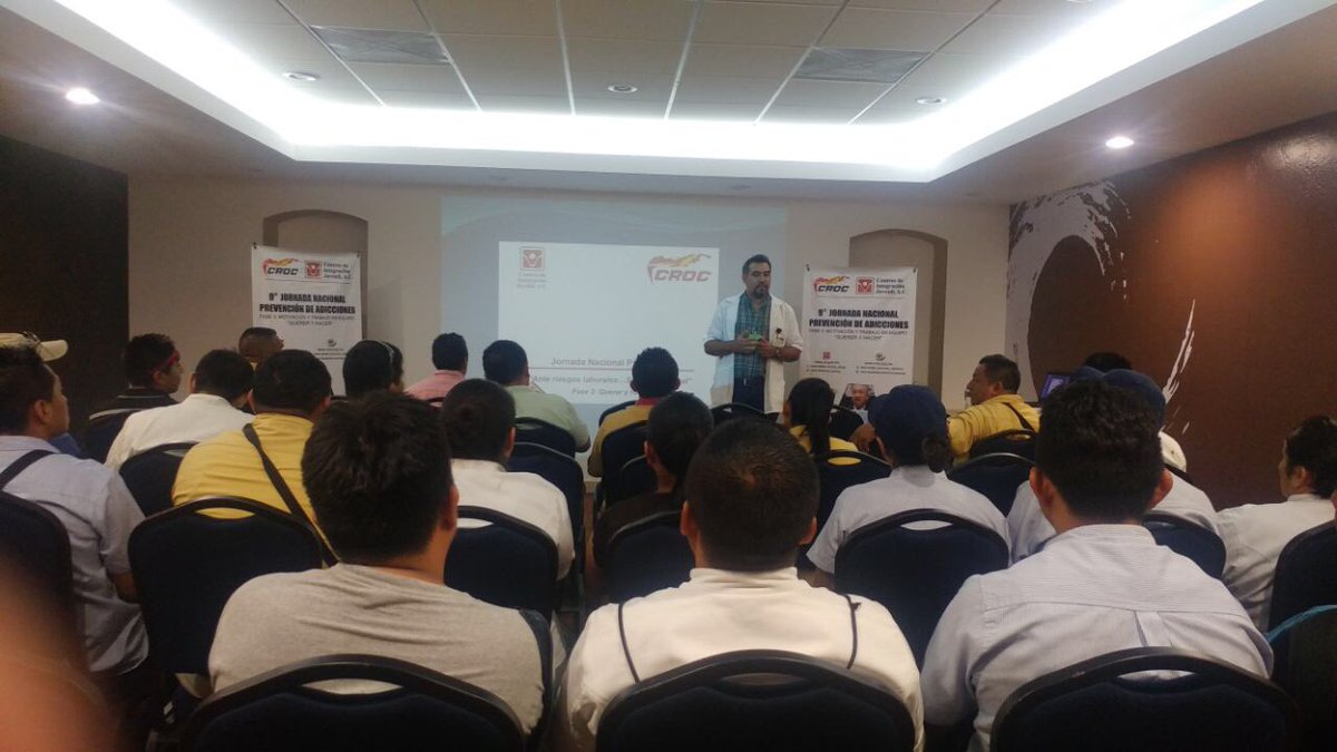 NaranjoEugenio's tweet photo. #Cancun Colaboradores #RoyalIslander participaron en la 9a Jornada Nacional Prevención de Adicciones @CIJ_Contigo @MachucaCROC @NoelPinacho https://t.co/eNeo94g3cV