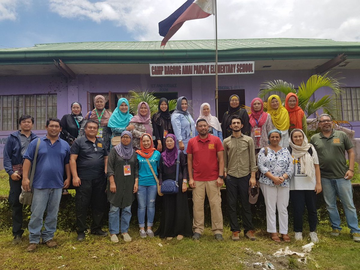 GK_Kuya_Luis's tweet photo. we met with a band of teachers with extraordinary courage. GK will establish our first kitchen in Marawi in Amai Pakpak Elem School. https://t.co/8TXGosfsnP