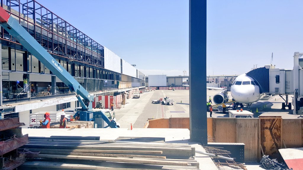 NativeTravel_'s tweet photo. #Tijuana #Airport getting a complete renovation by @aeropuertosGAP  / #BajaCalifornia #Aviation #AVGeek @mexico @WeVisitMexico #Mexico https://t.co/ecfcfgVuf3