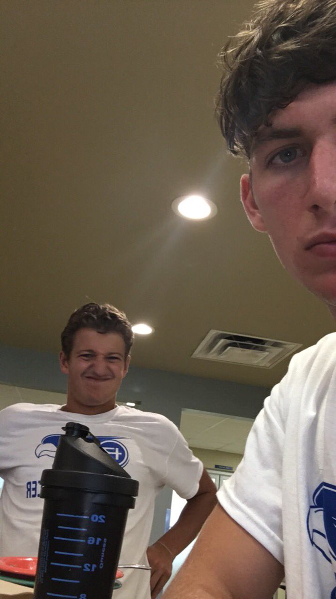 kjfitz40's tweet photo. Happy birthday to my boy Sammy, keep it real bro 😤🔥 @samwich_10 https://t.co/DjvlTePFTH