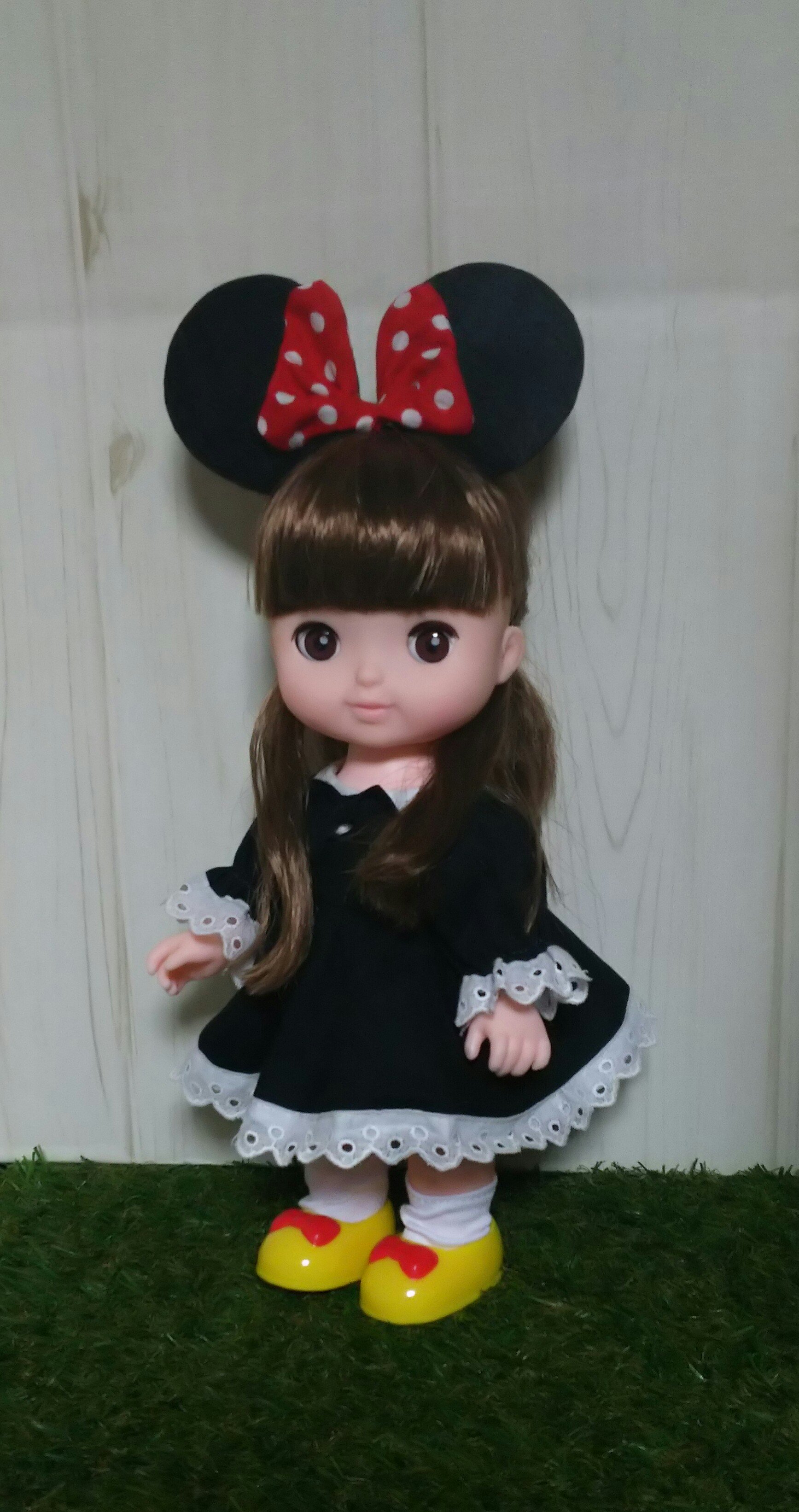 ট ইট র やろく ディズニーから発売されたお世話人形 ソランちゃん に以前メルちゃん用に作った黒のワンピースを着せてみました やっぱり無料型紙工房ことろさんのデザインは可愛い Z 無料型紙工房ことろ ソランちゃん お世話人形 着せ替え人形