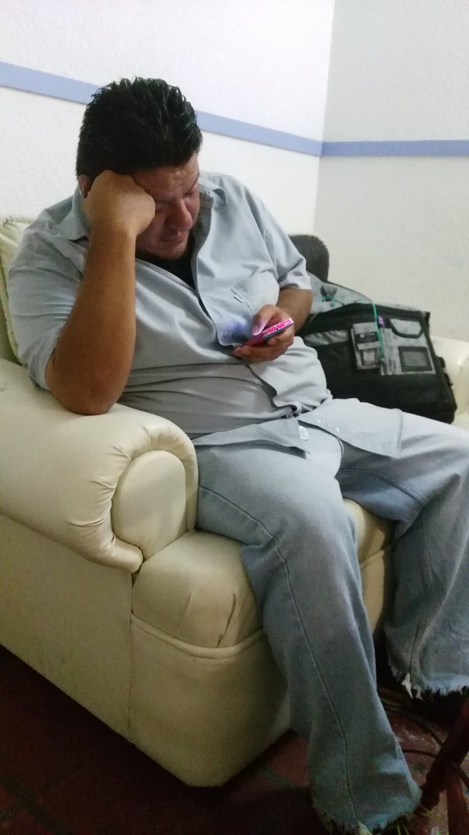 Viko_JM's tweet photo. #SoyUnSaiyajinCriadoEnLaTierra  cuando checho mi celular. @MiCanal5 https://t.co/jE5pcDCGNJ