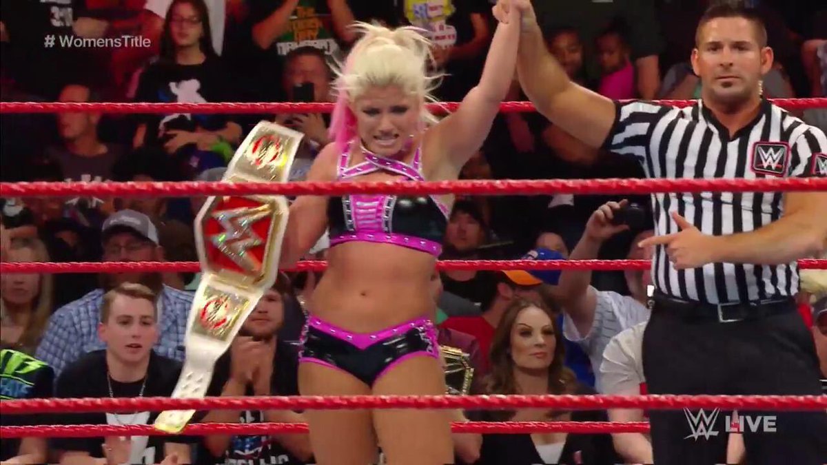 FiveFeetGoddess's tweet photo. 2x Raws Women's Champion ❤️ #AllHailBliss https://t.co/AYzsibRXJe