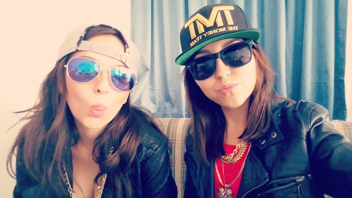 NayellyGonzalez's tweet photo. #hellonigga #FriendshipDay #nicepicture #niceday https://t.co/MdFWDRJqfe