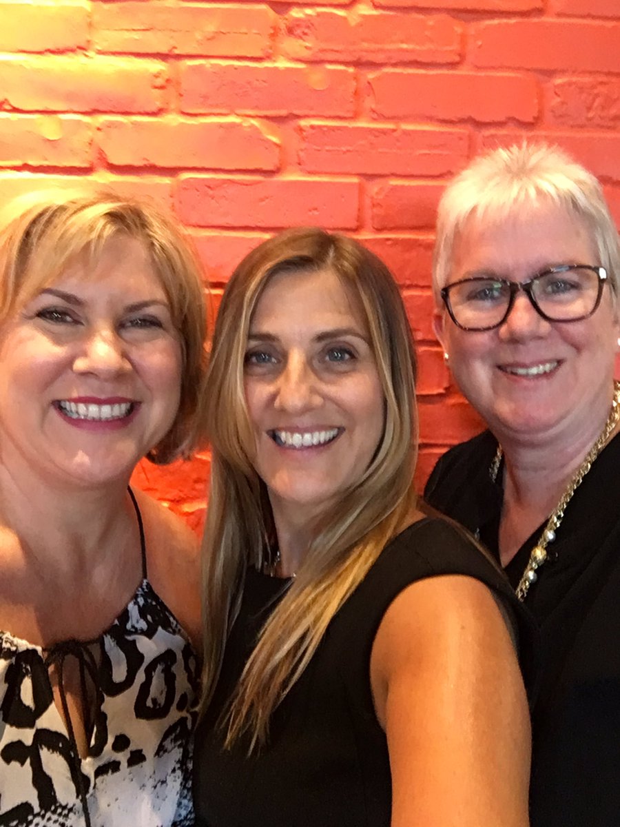 patrodenburg's tweet photo. Great to bump into some #yeg #eventpros @TheRecRoomCa @arleneschilke @C1iffsNotes https://t.co/rgsvQObWxO