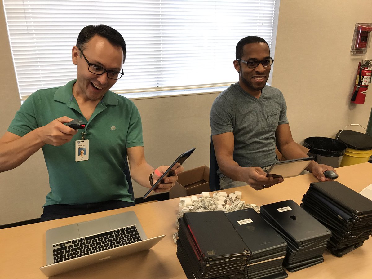 VPLions's tweet image. Thanks to our amazing #techtrio for a smooth iPad rollout and ongoing tech support! Now, about that ticket... 😜@Innovatefsd