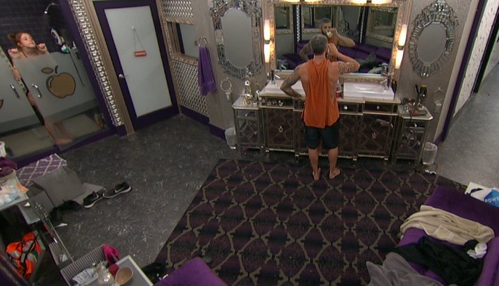 BB21Rewind's tweet photo. Matt: "Don't temp me woman"
9:16PM #BBMaven #TeamMaven #SaveMaven #Maven #BBMatt #TeamMatt https://t.co/BPzyVIMbAU