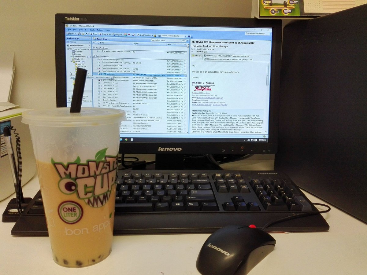 razelandaya's tweet photo. #WARNING - #Milktea is addictive. Budget should be #supportive.

#nirvanaflavored #nirvanamilktea #bonappetea #monstercup #oneliter https://t.co/NVD33Bc4xD
