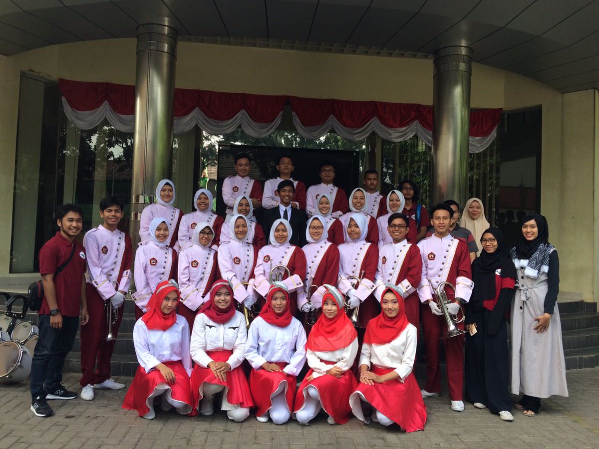 MBUIN hari ini perform di Evebt Wisuda UIN ke 105