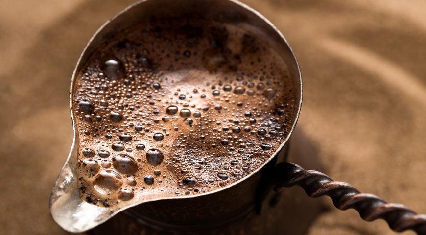 tasty__tips's tweet photo. Кофейный ритуал — разновидность утренней медитации.
#tt #tastytips #coffee https://t.co/kFhfIMo2AS